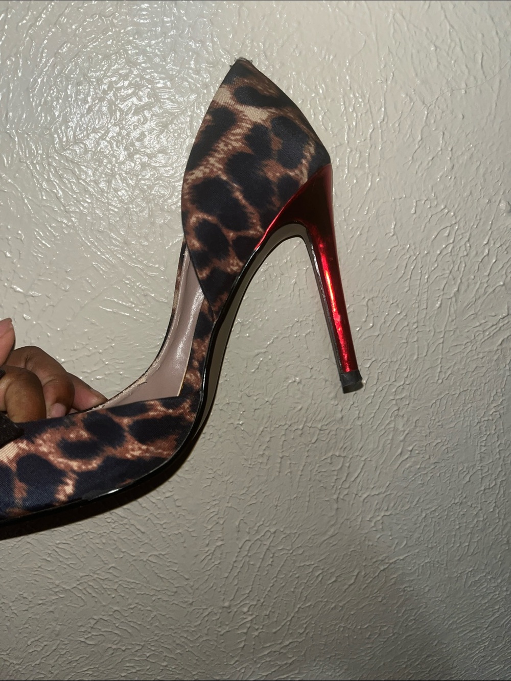 Betsey Johnson Leopard Print Pointed Pump with Black Bow and Red Heel - Picture 2 of 3